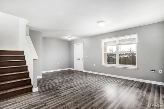 3905 Cottage Avenue, St Louis, MO 63113