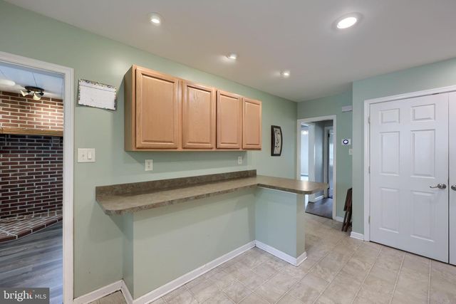 138 CREST AVE, Lancaster, PA 17602