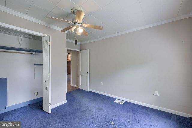 138 CREST AVE, Lancaster, PA 17602