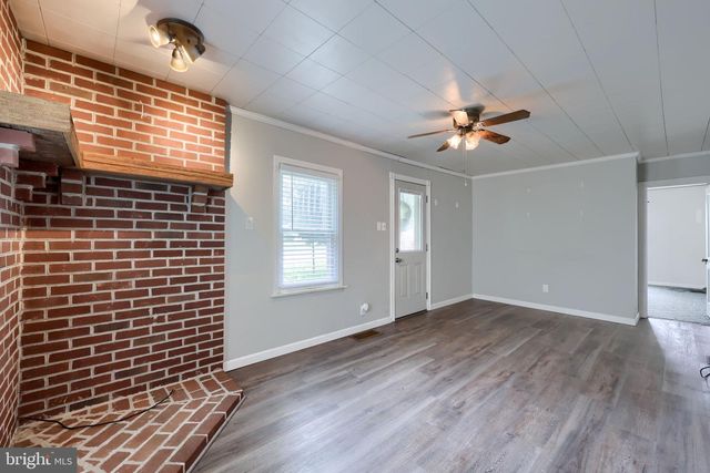 138 CREST AVE, Lancaster, PA 17602