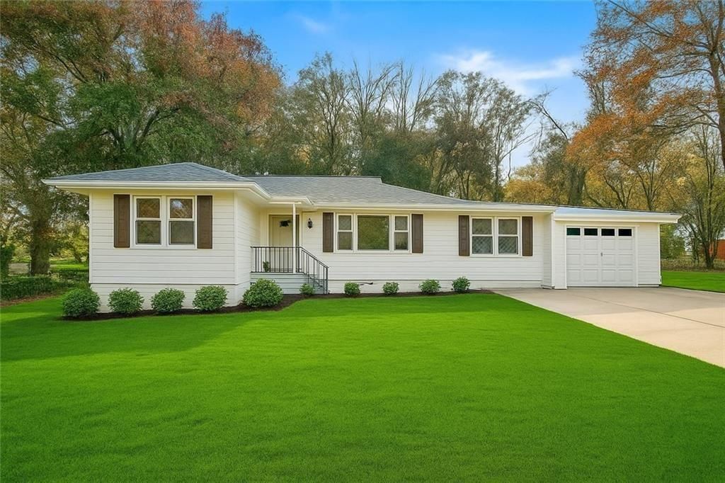 2376 CROSS NW Street, Atlanta, GA 30318
