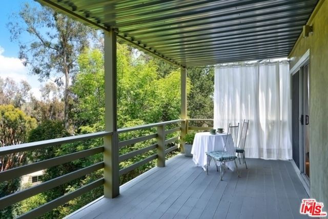 838 N Las Casas Avenue, Los Angeles, CA 90272