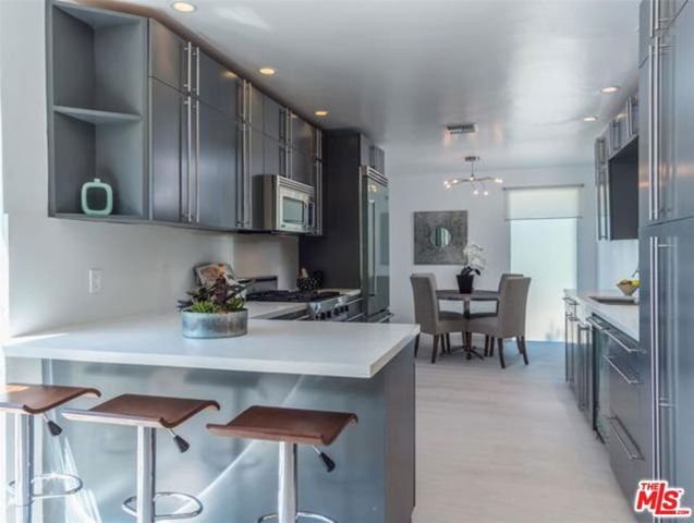 838 N Las Casas Avenue, Los Angeles, CA 90272