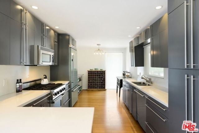 838 N Las Casas Avenue, Los Angeles, CA 90272