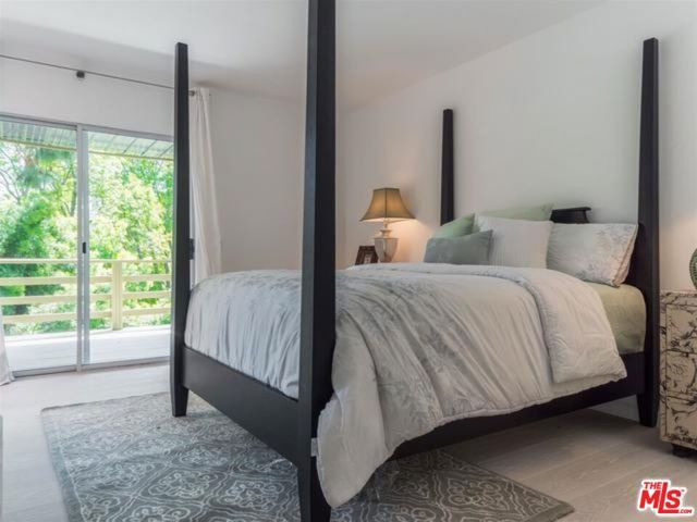 838 N Las Casas Avenue, Los Angeles, CA 90272