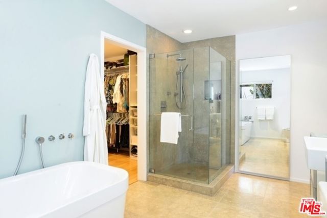 838 N Las Casas Avenue, Los Angeles, CA 90272