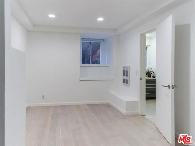 838 N Las Casas Avenue, Los Angeles, CA 90272