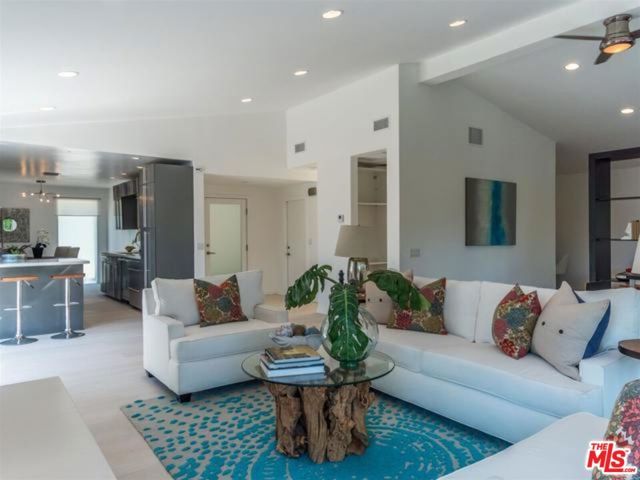 838 N Las Casas Avenue, Los Angeles, CA 90272