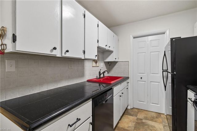 722 Hayes AVE, Virginia Beach, VA 23452