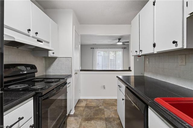 722 Hayes AVE, Virginia Beach, VA 23452