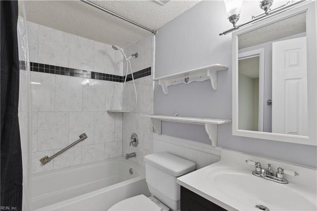 722 Hayes AVE, Virginia Beach, VA 23452