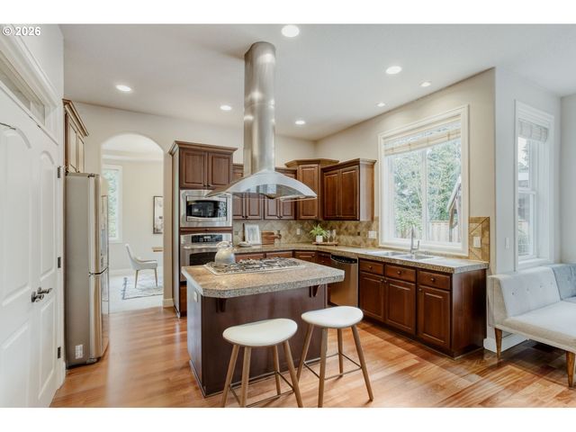 13879 Nw THOMPSON Rd, Portland, OR 97229