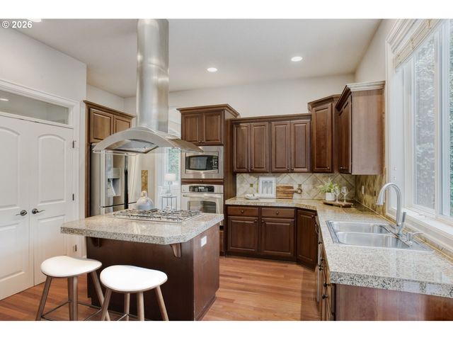 13879 Nw THOMPSON Rd, Portland, OR 97229