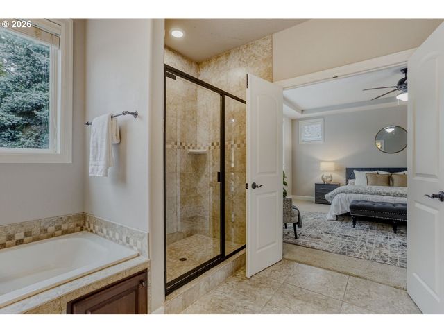 13879 Nw THOMPSON Rd, Portland, OR 97229