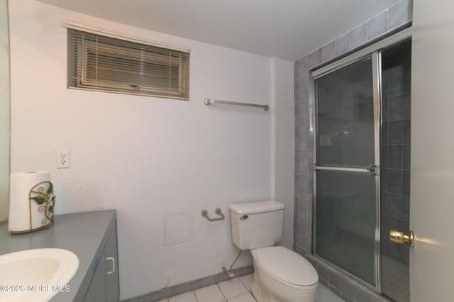 10 Mitchell Court, Marlboro, NJ 07746