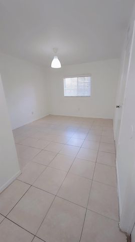 3640 N 56th Avenue 412, Hollywood, FL 33021