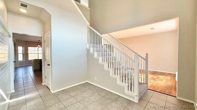 4604 W Quincy Street, Broken Arrow, OK 74012