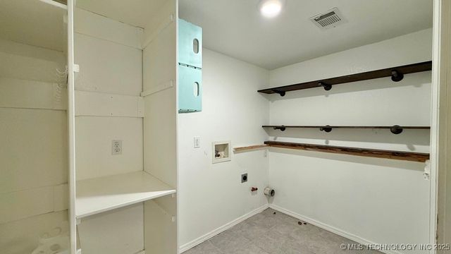 4604 W Quincy Street, Broken Arrow, OK 74012