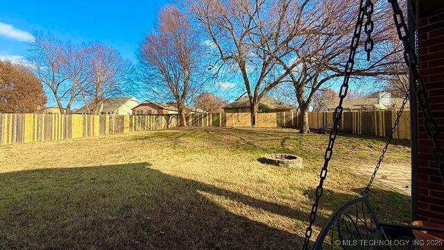 4604 W Quincy Street, Broken Arrow, OK 74012