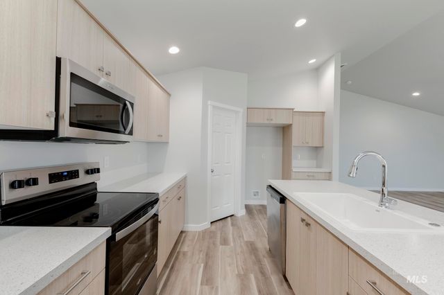 16309 Fill Ave, Caldwell, ID 83607