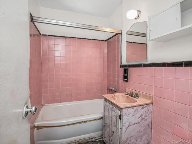 3305 92nd Street 1B, Jackson Heights, NY 11372