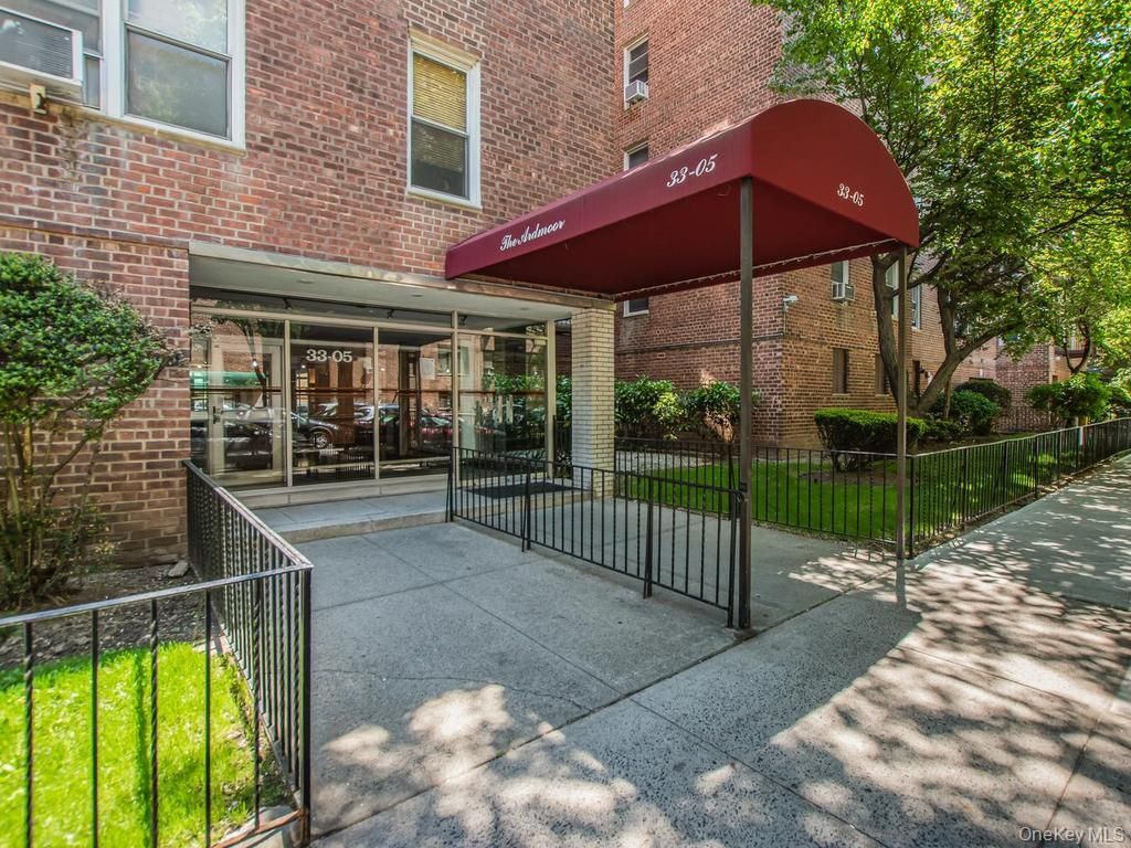 3305 92nd Street 1B, Jackson Heights, NY 11372