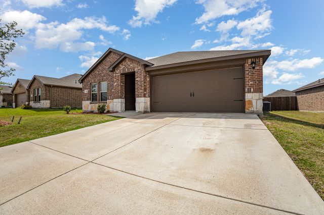 408 Wrangler Drive, Josephine, TX 75189