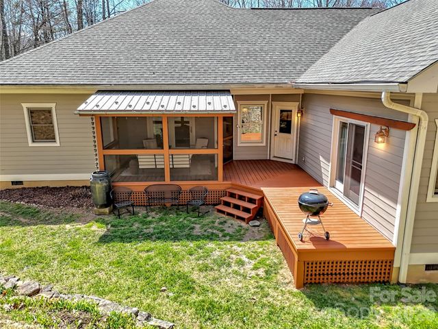 523 Brandywine Road, Waynesville, NC 28786