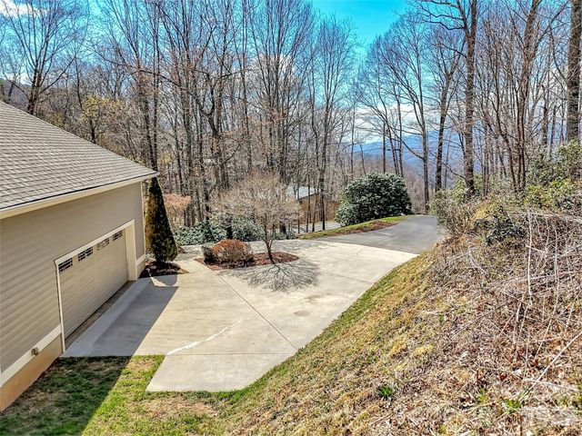 523 Brandywine Road, Waynesville, NC 28786