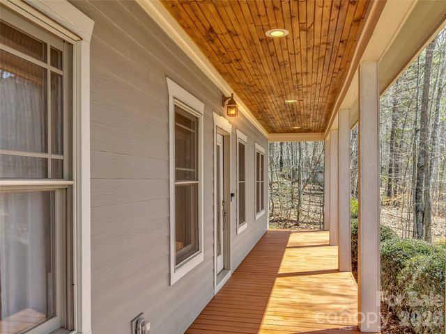 523 Brandywine Road, Waynesville, NC 28786