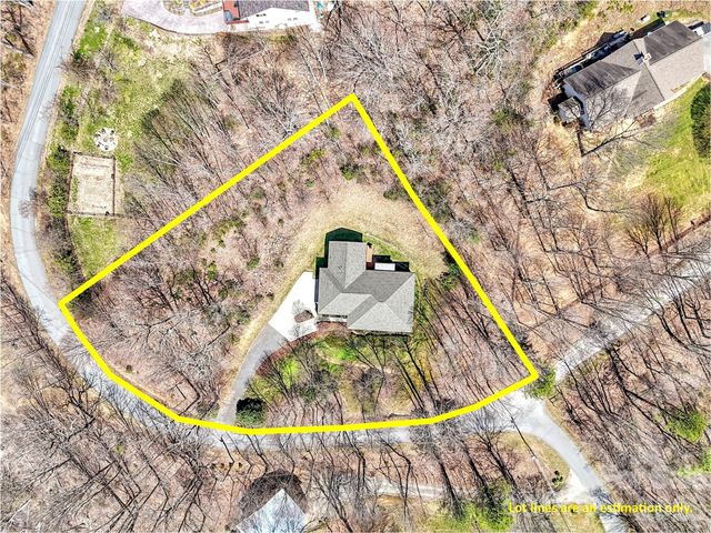 523 Brandywine Road, Waynesville, NC 28786