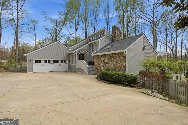 6421 Arbor Wood Drive, Flowery Branch, GA 30542