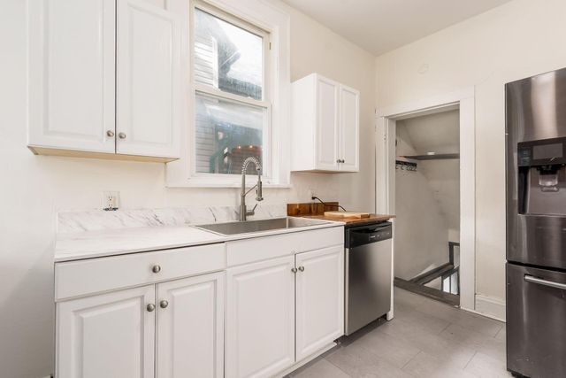 2465 Indiana Avenue, Columbus, OH 43202