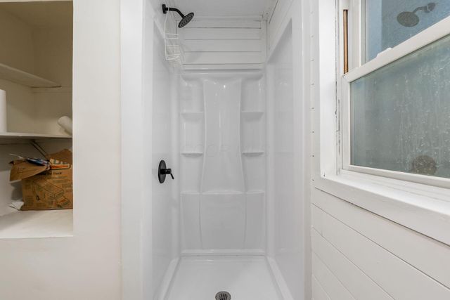 2465 Indiana Avenue, Columbus, OH 43202