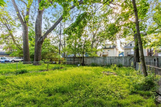 2465 Indiana Avenue, Columbus, OH 43202
