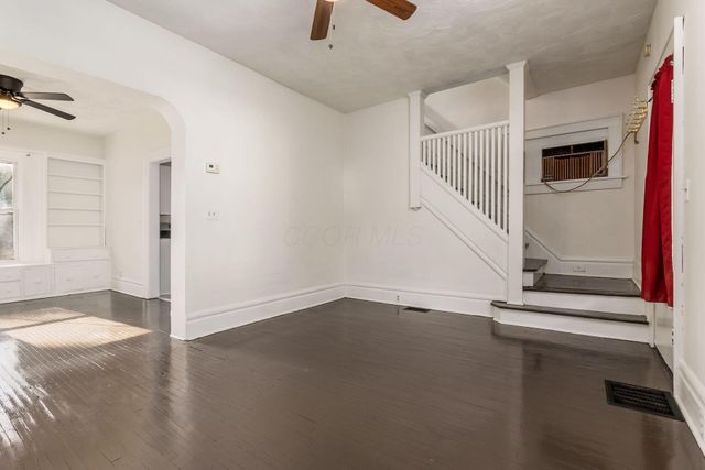 2465 Indiana Avenue, Columbus, OH 43202