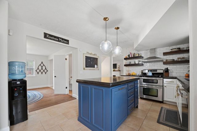7005 E Magill, Wichita, KS 67206