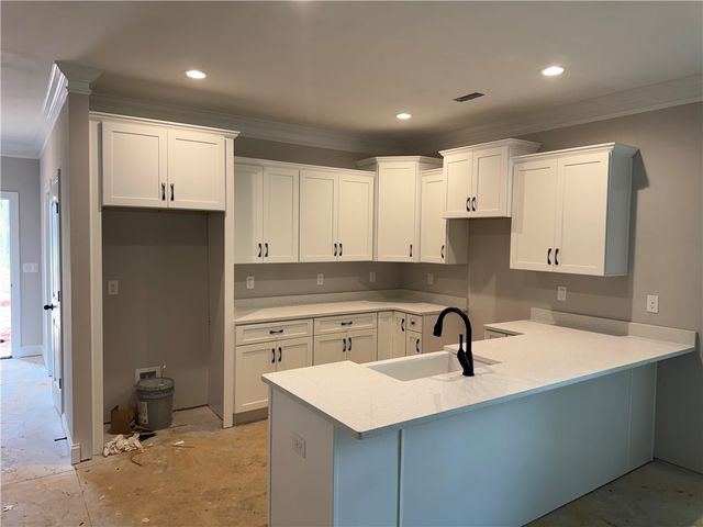 110 N 6th Street, Easley, SC 29640