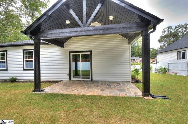 110 N 6th Street, Easley, SC 29640