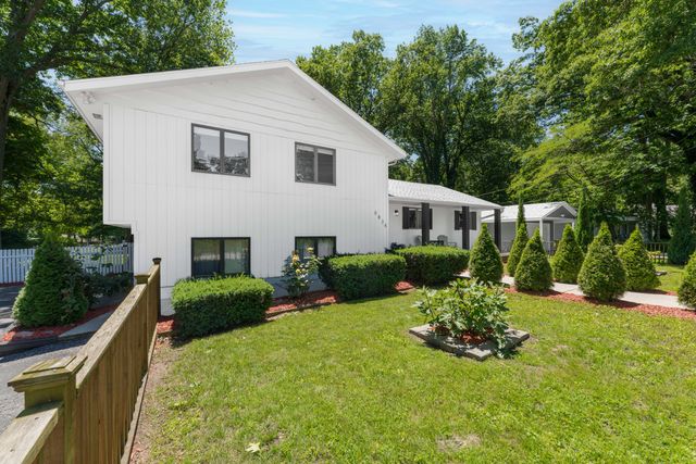 6834 Cherry Street, Coloma Twp, MI 49038