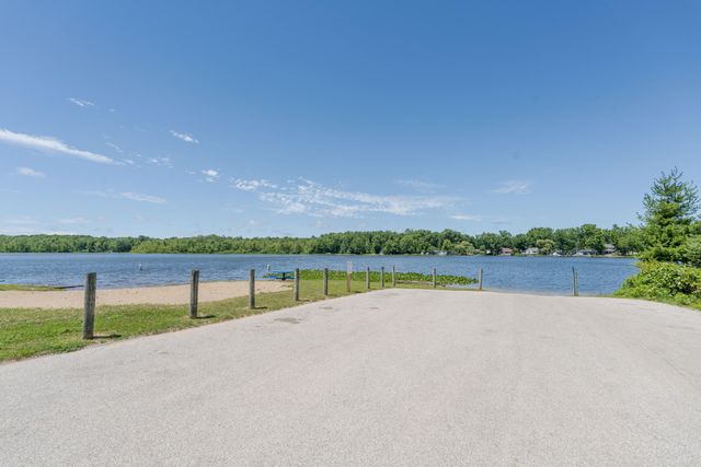 6834 Cherry Street, Coloma Twp, MI 49038