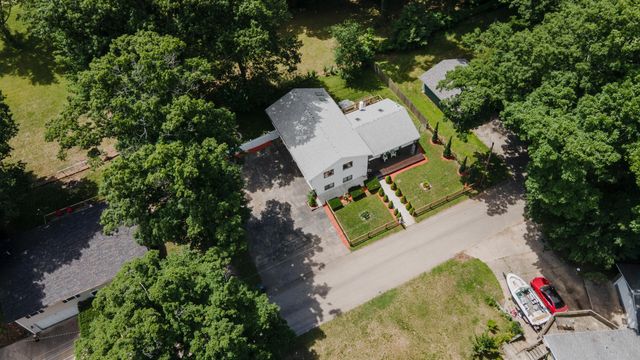 6834 Cherry Street, Coloma Twp, MI 49038