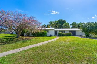 9630 SW 182nd St, Palmetto Bay, FL 33157