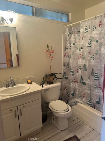 943 W Valencia Street, Rialto, CA 92376