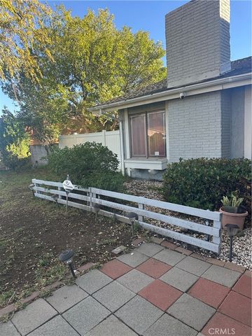 943 W Valencia Street, Rialto, CA 92376