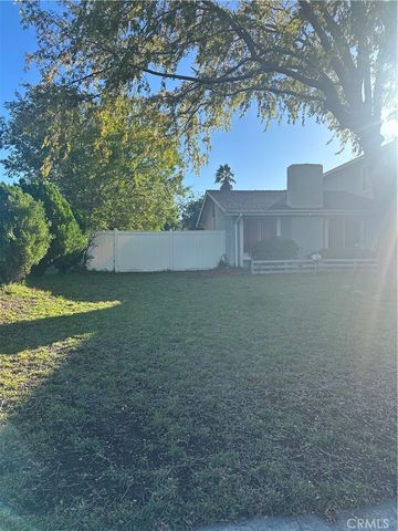 943 W Valencia Street, Rialto, CA 92376