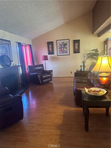 943 W Valencia Street, Rialto, CA 92376