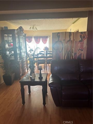 943 W Valencia Street, Rialto, CA 92376