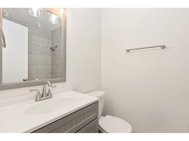 4944 W 8th Street Rd, Greeley, CO 80634