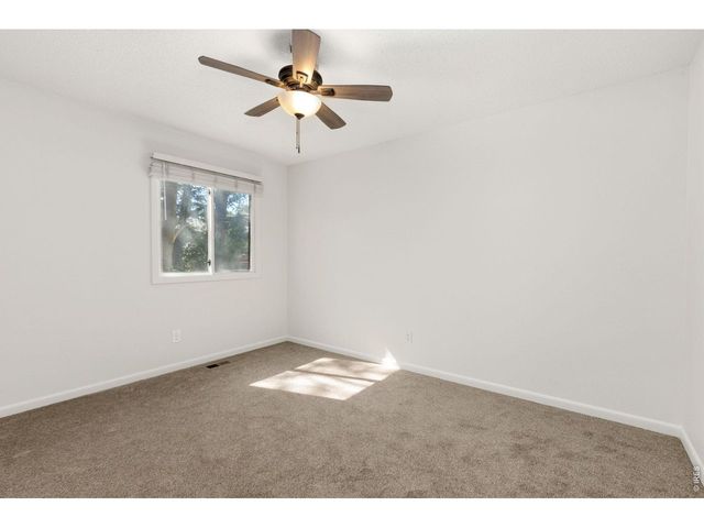 4944 W 8th Street Rd, Greeley, CO 80634